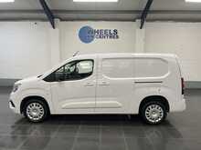 Vauxhall Combo 1.5 Turbo D 2300 Pro Panel Van 6dr Diesel Manual L2 H1 Euro 6 (s/s) (100 ps) - U3487