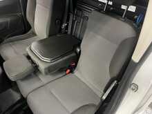 Vauxhall Combo 1.5 Turbo D 2300 Pro Panel Van 6dr Diesel Manual L2 H1 Euro 6 (s/s) (100 ps) - U3487