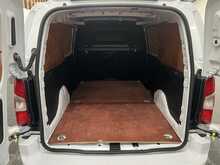 Vauxhall Combo 1.5 Turbo D 2300 Pro Panel Van 6dr Diesel Manual L2 H1 Euro 6 (s/s) (100 ps) - U3487
