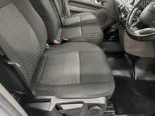 Ford Transit Custom 2.0 320 EcoBlue Trend Kombi Double Cab 5dr Diesel Manual L2 H1 Euro 6 (s/s) (130 ps) - U3491
