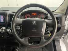 Peugeot Boxer 2.2 BlueHDi 335 Professional Premium + Panel Van 5dr Diesel Manual L3 H2 Euro 6 (s/s) (140 ps) - U3493