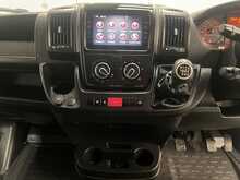 Peugeot Boxer 2.2 BlueHDi 335 Professional Premium + Panel Van 5dr Diesel Manual L3 H2 Euro 6 (s/s) (140 ps) - U3493