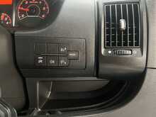 Peugeot Boxer 2.2 BlueHDi 335 Professional Premium + Panel Van 5dr Diesel Manual L3 H2 Euro 6 (s/s) (140 ps) - U3493