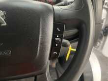Peugeot Boxer 2.2 BlueHDi 335 Professional Premium + Panel Van 5dr Diesel Manual L3 H2 Euro 6 (s/s) (140 ps) - U3493
