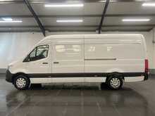 Mercedes-Benz Sprinter 2.0 315 CDI Premium Panel Van 5dr Diesel Manual RWD L3 H2 Euro 6 (s/s) (150 ps) - U3501