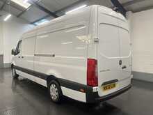 Mercedes-Benz Sprinter 2.0 315 CDI Premium Panel Van 5dr Diesel Manual RWD L3 H2 Euro 6 (s/s) (150 ps) - U3501