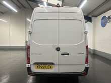 Mercedes-Benz Sprinter 2.0 315 CDI Premium Panel Van 5dr Diesel Manual RWD L3 H2 Euro 6 (s/s) (150 ps) - U3501