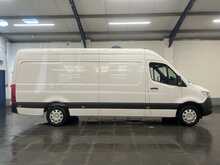 Mercedes-Benz Sprinter 2.0 315 CDI Premium Panel Van 5dr Diesel Manual RWD L3 H2 Euro 6 (s/s) (150 ps) - U3501
