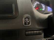 Mercedes-Benz Sprinter 2.0 315 CDI Premium Panel Van 5dr Diesel Manual RWD L3 H2 Euro 6 (s/s) (150 ps) - U3501
