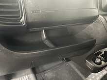 Peugeot Boxer 2.2 BlueHDi 335 Professional Panel Van 5dr Diesel Manual L3 H2 Euro 6 (s/s) (140 ps) - U3519