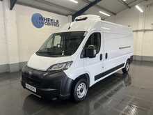 Peugeot Boxer 2.2 BlueHDi 335 Professional Fridge Van 5dr Diesel Manual L3 H2 Euro 6 (s/s) (140 ps) - U3522