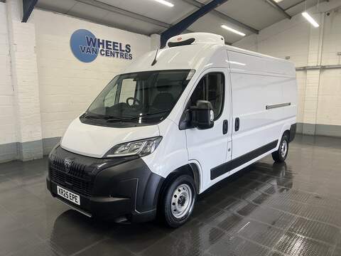 Peugeot Boxer 2.2 BlueHDi 335 Professional Panel Van 5dr Diesel Manual L3 H2 Euro 6 (s/s) (140 ps)