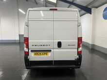 Peugeot Boxer 2.2 BlueHDi 335 Professional Fridge Van 5dr Diesel Manual L3 H2 Euro 6 (s/s) (140 ps) - U3522