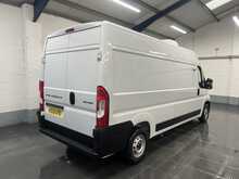Peugeot Boxer 2.2 BlueHDi 335 Professional Fridge Van 5dr Diesel Manual L3 H2 Euro 6 (s/s) (140 ps) - U3522