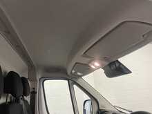 Peugeot Boxer 2.2 BlueHDi 335 Professional Fridge Van 5dr Diesel Manual L3 H2 Euro 6 (s/s) (140 ps) - U3522