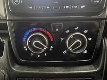 Peugeot Boxer 2.2 BlueHDi 335 Professional Fridge Van 5dr Diesel Manual L3 H2 Euro 6 (s/s) (140 ps) - U3522