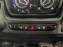 Peugeot Boxer 2.2 BlueHDi 335 Professional Fridge Van 5dr Diesel Manual L3 H2 Euro 6 (s/s) (140 ps) - U3522