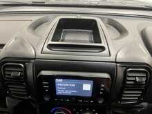 Peugeot Boxer 2.2 BlueHDi 335 Professional Fridge Van 5dr Diesel Manual L3 H2 Euro 6 (s/s) (140 ps) - U3522