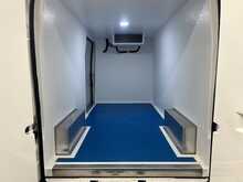 Peugeot Boxer 2.2 BlueHDi 335 Professional Fridge Van 5dr Diesel Manual L3 H2 Euro 6 (s/s) (140 ps) - U3522
