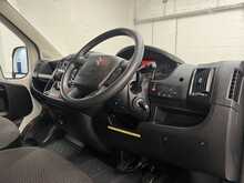 Citroen Relay 2.2 BlueHDi 35 Enterprise Panel Van 5dr Diesel Manual L3 High Roof Euro 6 (s/s) (140 ps) - U3528
