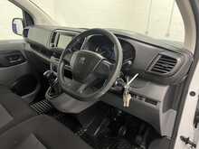 Peugeot Expert 2.0 BlueHDi 1400 Professional Premium Long Panel Van 6dr Diesel Manual LWB Euro 6 (s/s) (145 ps) - U3529