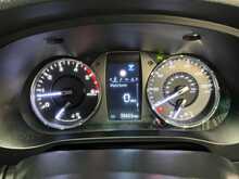 Toyota Hilux 2.4 D-4D Icon Pickup Double Cab 4dr Diesel Auto 4WD Euro 6 (s/s) (150 ps) - U3533