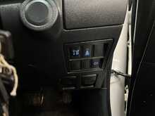 Toyota Hilux 2.4 D-4D Icon Pickup Double Cab 4dr Diesel Auto 4WD Euro 6 (s/s) (150 ps) - U3533