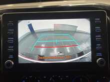 Toyota Hilux 2.4 D-4D Icon Pickup Double Cab 4dr Diesel Auto 4WD Euro 6 (s/s) (150 ps) - U3533