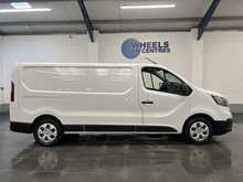 Renault Trafic 2.0 dCi Blue LL30 Business+ Panel Van 5dr Diesel Manual L2 H1 Euro 6 (s/s) (130 ps) - U3534