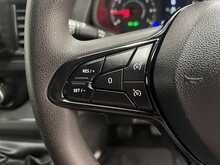 Renault Trafic 2.0 dCi Blue LL30 Business+ Panel Van 5dr Diesel Manual L2 H1 Euro 6 (s/s) (130 ps) - U3534