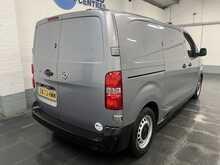 Vauxhall Vivaro Electric 3100 75kWh Prime Panel Van 6dr Electric Auto L1 H1 (7.4kW Charger) (136 ps) - U3550