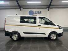 Ford Transit Custom 2.0 320 EcoBlue Crew Van Double Cab 5dr Diesel Manual L1 H1 Euro 6 (6 Seat) (105 ps) - U3559
