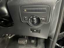Mercedes-Benz Vito 2.1 114 CDI Premium Panel Van 5dr Diesel G-Tronic+ RWD L2 Euro 6 (s/s) (136 ps) - U3567