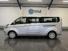 Ford Tourneo Custom 2.0 310 EcoBlue Titanium Minibus Double Cab 5dr Diesel Manual L2 Euro 6 (s/s) (130 ps) - U3577