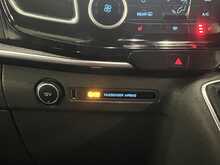 Ford Tourneo Custom 2.0 310 EcoBlue Titanium Minibus Double Cab 5dr Diesel Manual L2 Euro 6 (s/s) (130 ps) - U3577