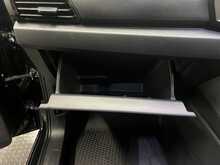 Volkswagen Caddy 2.0 TDI C20 Commerce Pro Panel Van 5dr Diesel Manual SWB Euro 6 (s/s) (102 ps) - U3579