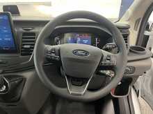 Ford Transit 2.0 350 EcoBlue Leader Chassis Cab 2dr Diesel Manual RWD L2 Euro 6 (s/s) (130 ps) - U3591