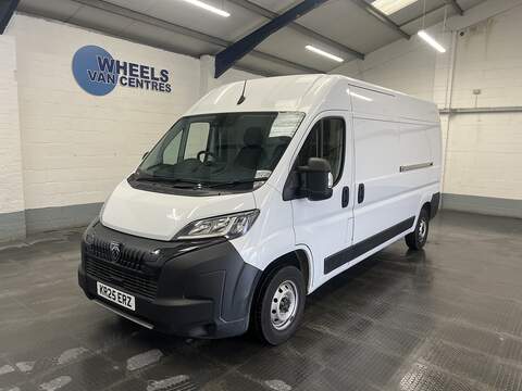 Peugeot Boxer 1.5 BlueHDi 1000 Professional Premium + Standard Panel Van 5dr Diesel Manual SWB Euro 6 (s/s) (100 bhp)
