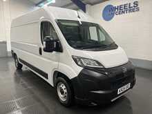Peugeot Boxer 2.2 BlueHDi 335 Professional Panel Van 5dr Diesel Manual L3 H2 Euro 6 (s/s) (140 ps) - U3592