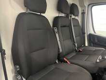 Peugeot Boxer 2.2 BlueHDi 335 Professional Panel Van 5dr Diesel Manual L3 H2 Euro 6 (s/s) (140 ps) - U3592