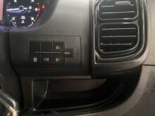 Peugeot Boxer 2.2 BlueHDi 335 Professional Panel Van 5dr Diesel Manual L3 H2 Euro 6 (s/s) (140 ps) - U3592