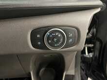 Ford Transit Custom 2.0 320 EcoBlue Limited Crew Van Double Cab 5dr Diesel Auto L2 H1 Euro 6 (s/s) (185 ps) - U3608