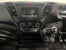 Iveco Daily 2.3D HPI 14V 35S 3750 Dropside 2dr Diesel Manual LWB Euro 6 (s/s) (136 ps) - U3611