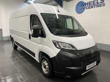 Peugeot Boxer 2.2 BlueHDi 335 Professional Panel Van 5dr Diesel Manual L3 H2 Euro 6 (s/s) (140 ps) - U3618