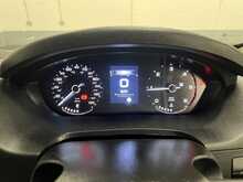 Peugeot Boxer 2.2 BlueHDi 335 Professional Panel Van 5dr Diesel Manual L3 H2 Euro 6 (s/s) (140 ps) - U3618