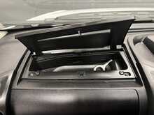 Peugeot Boxer 2.2 BlueHDi 335 Professional Panel Van 5dr Diesel Manual L3 H2 Euro 6 (s/s) (140 ps) - U3618