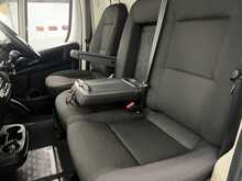 Peugeot Boxer 2.2 BlueHDi 335 Professional Panel Van 5dr Diesel Manual L3 H2 Euro 6 (s/s) (140 ps) - U3618