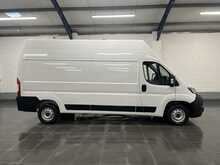 Peugeot Boxer 2.2 BlueHDi 335 Professional Panel Van 5dr Diesel Manual L3 H3 Euro 6 (s/s) (140 ps) - U3620