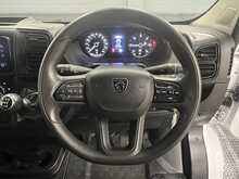 Peugeot Boxer 2.2 BlueHDi 335 Professional Panel Van 5dr Diesel Manual L3 H3 Euro 6 (s/s) (140 ps) - U3620