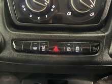 Peugeot Boxer 2.2 BlueHDi 335 Professional Panel Van 5dr Diesel Manual L3 H3 Euro 6 (s/s) (140 ps) - U3620